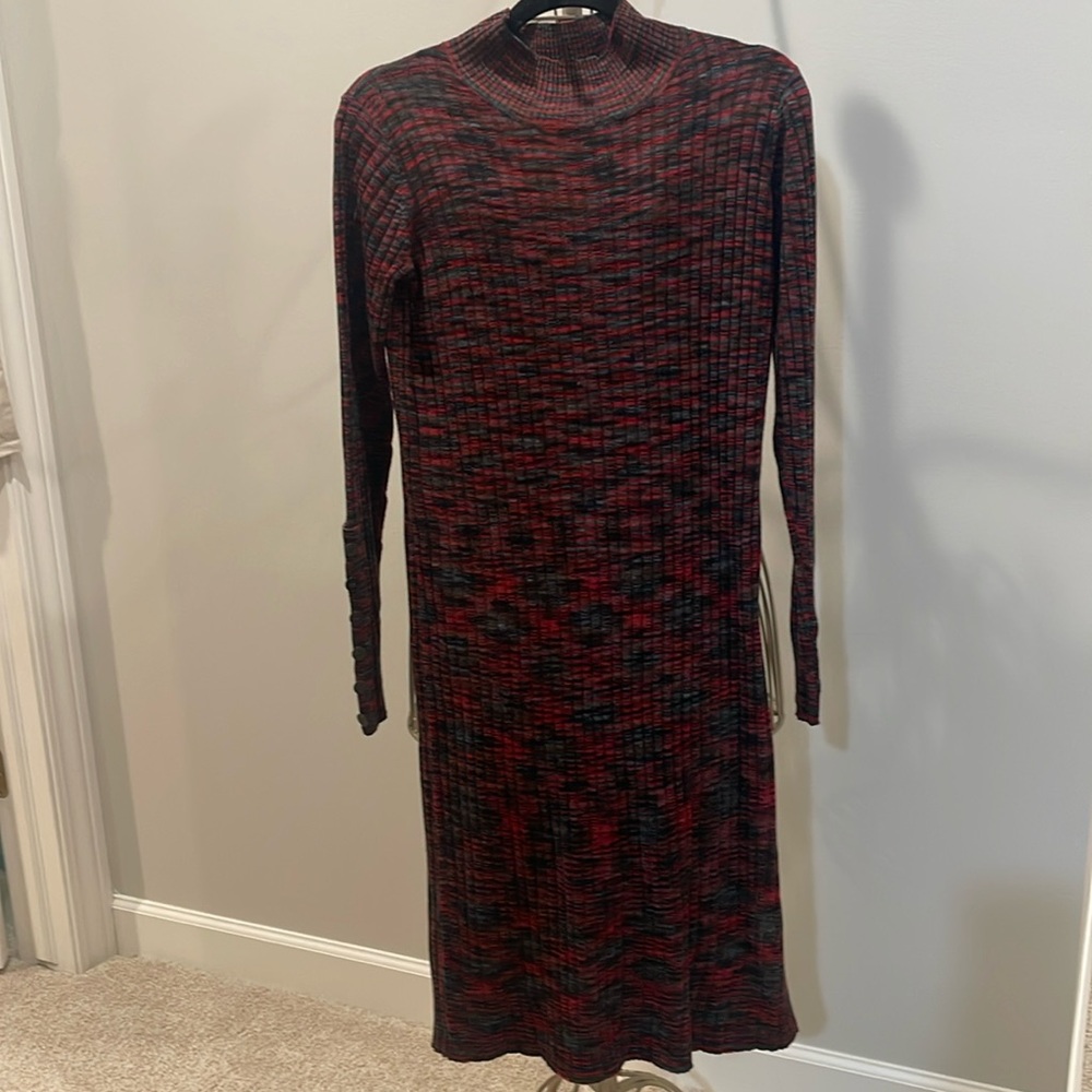 LAST CALL!! GREAT CONDITION DRESS